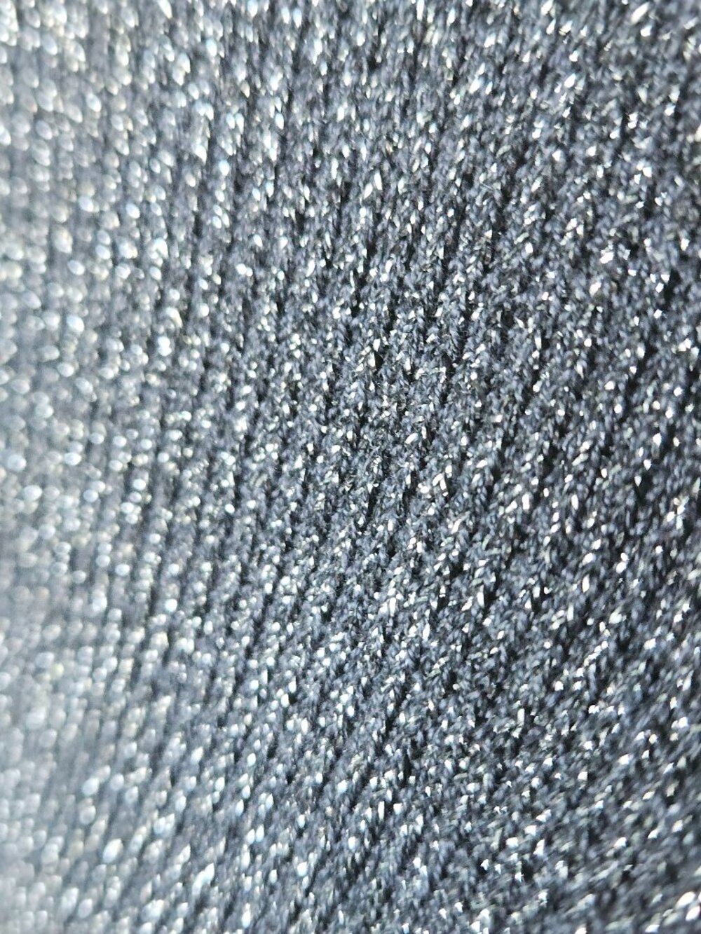CABLE & GAUGE METALLIC AND GRAY SILK KNIT V NECK, SIZE M-L, 3/4 SLEEVE. - Picture 7 of 7